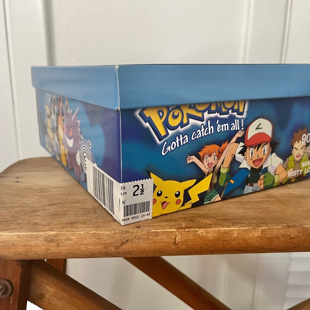 Vintage Brand New Pokemon Kids Sneakers - Picture 10 of 13